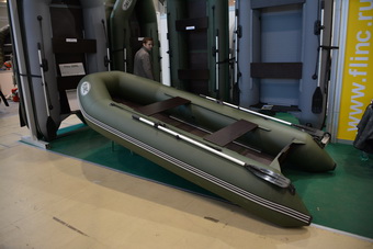 Новейшая модель моторной килевой лодки от компании FLINC 